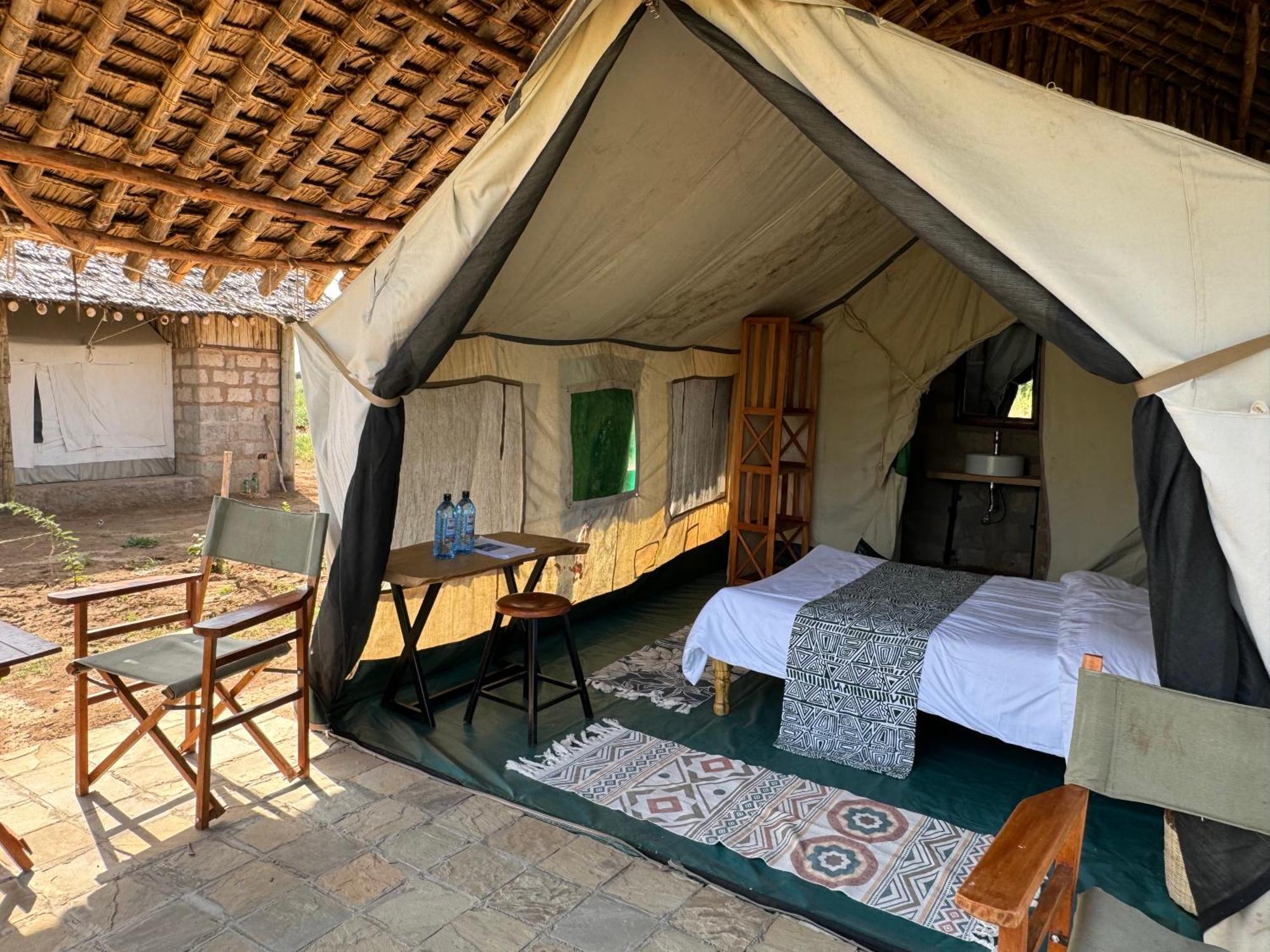 Amboseli Discovery Camp 外观 照片