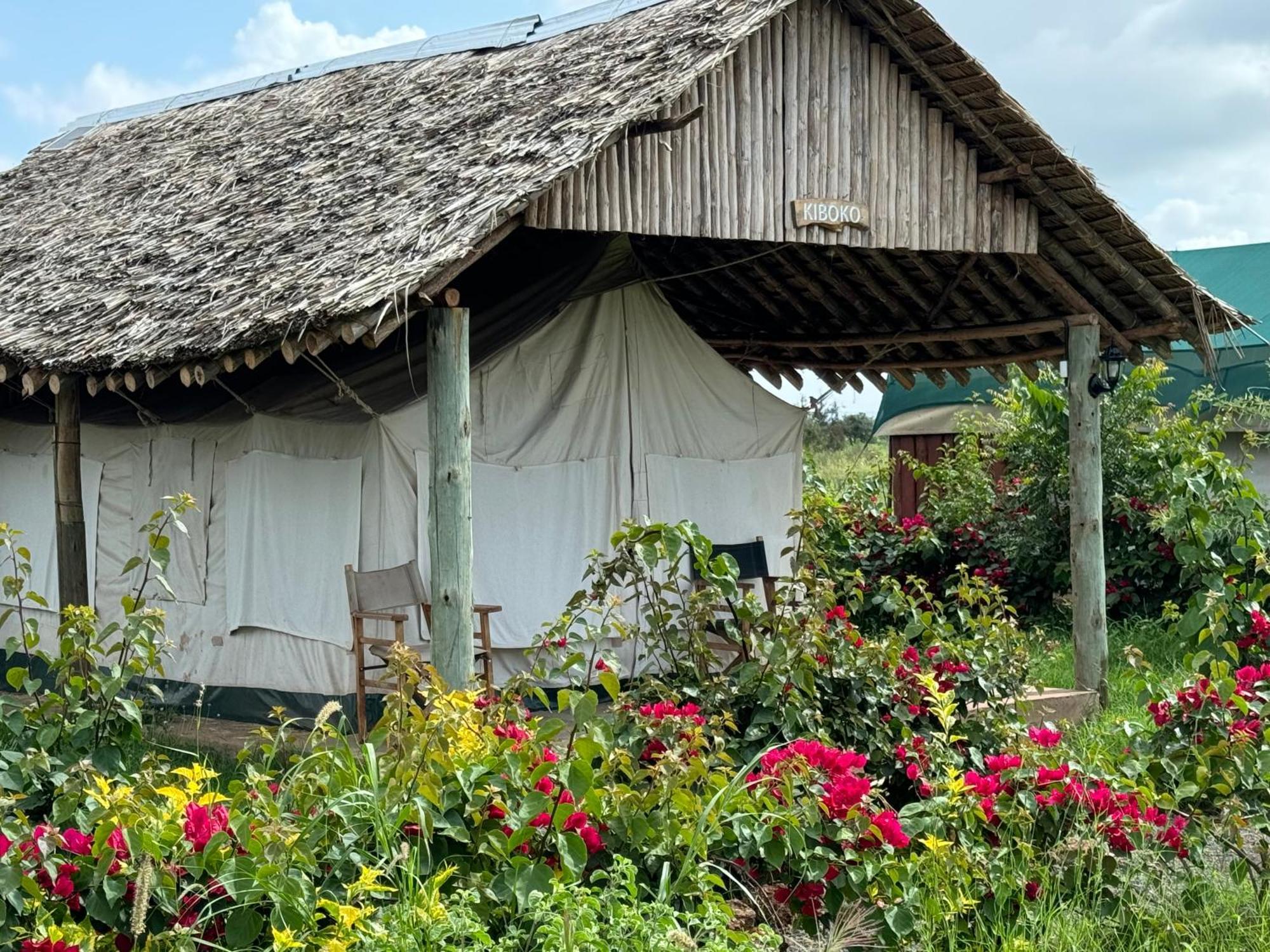 Amboseli Discovery Camp 外观 照片